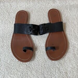 Tory Burch Lowell Black‎ Leather Flat Sandals Toe Ring Logo Designer